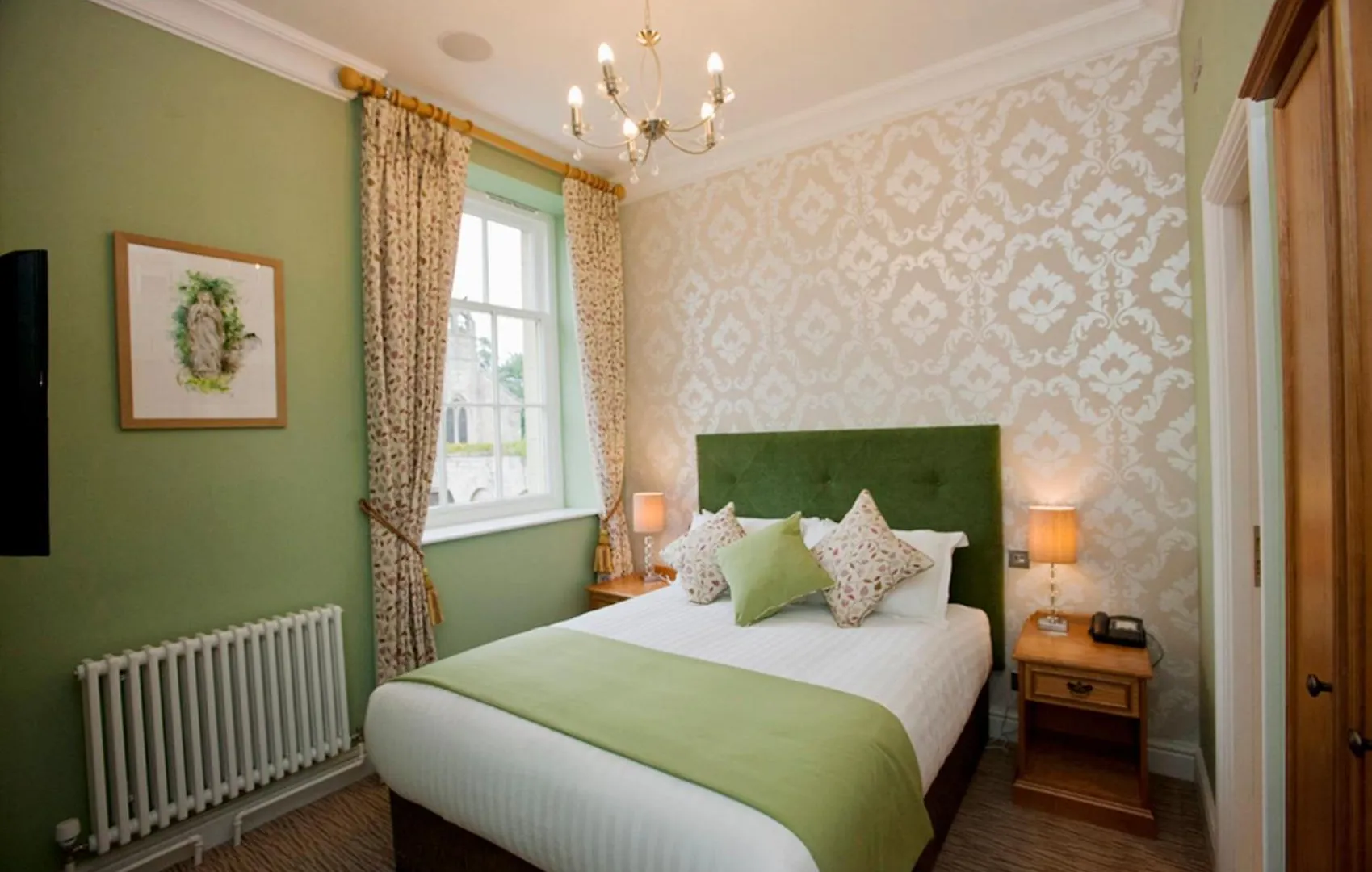 Hazlewood Castle & Spa Tadcaster 0*,