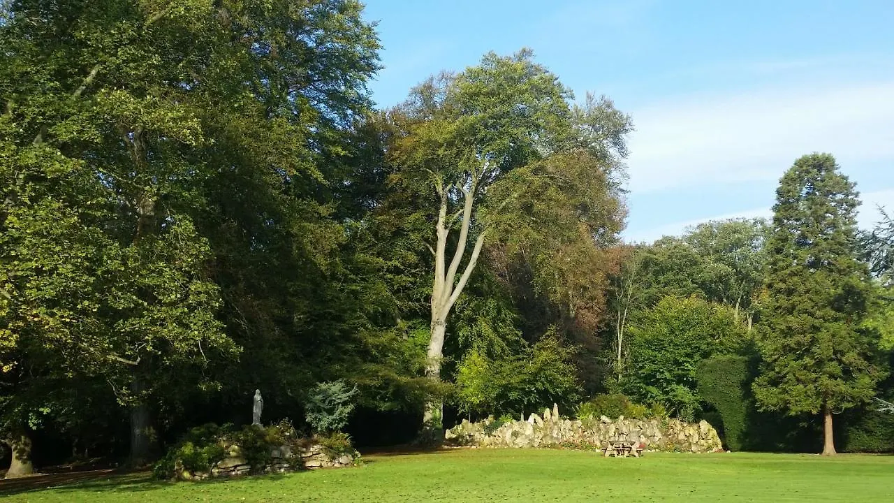 Hazlewood Castle & Spa Tadcaster 0*,