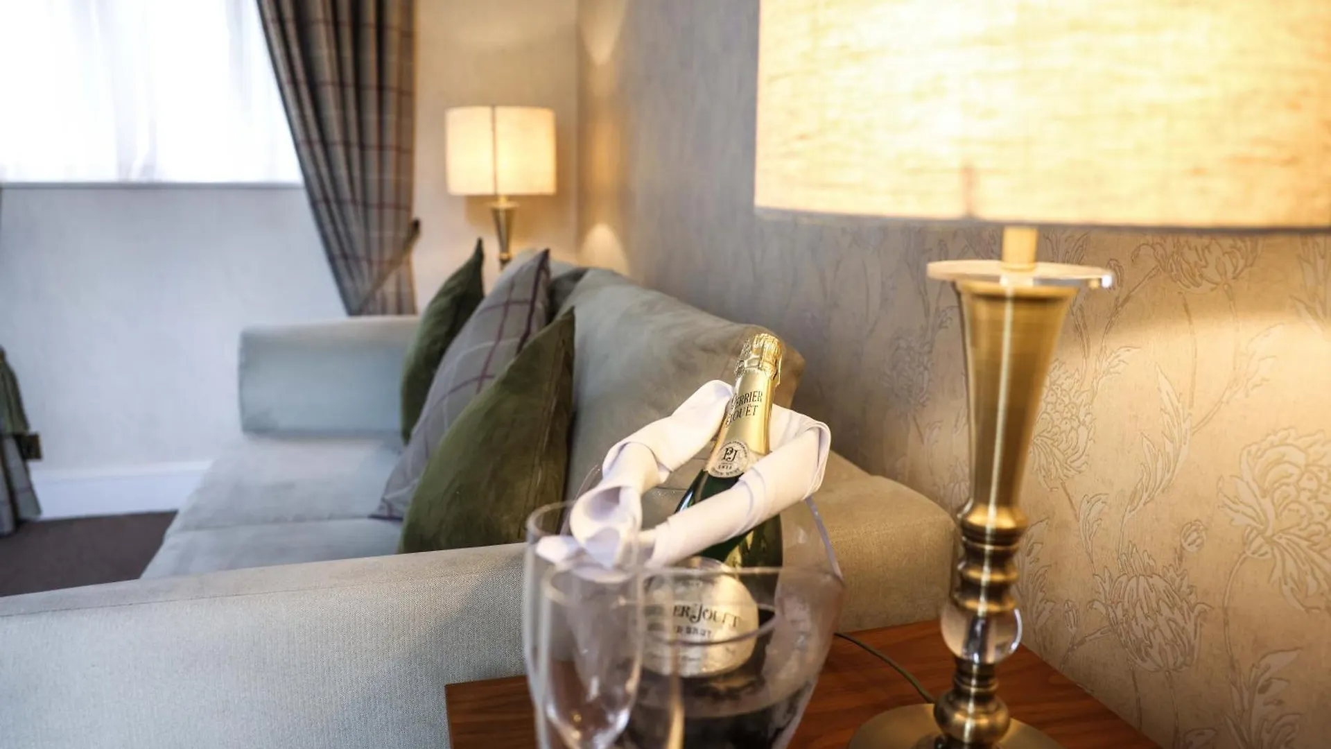 Hazlewood Castle & Spa Tadcaster Landhaus