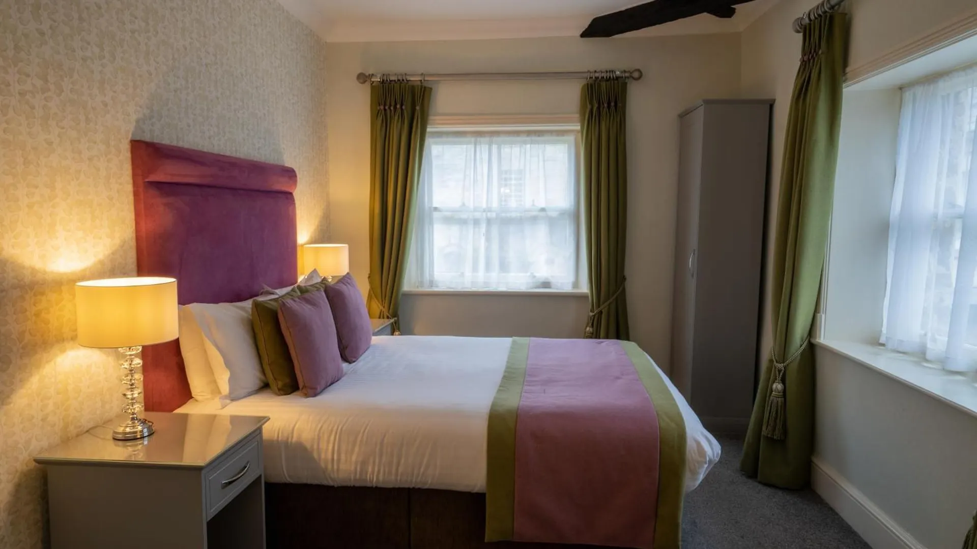 Hazlewood Castle & Spa Tadcaster 0*,