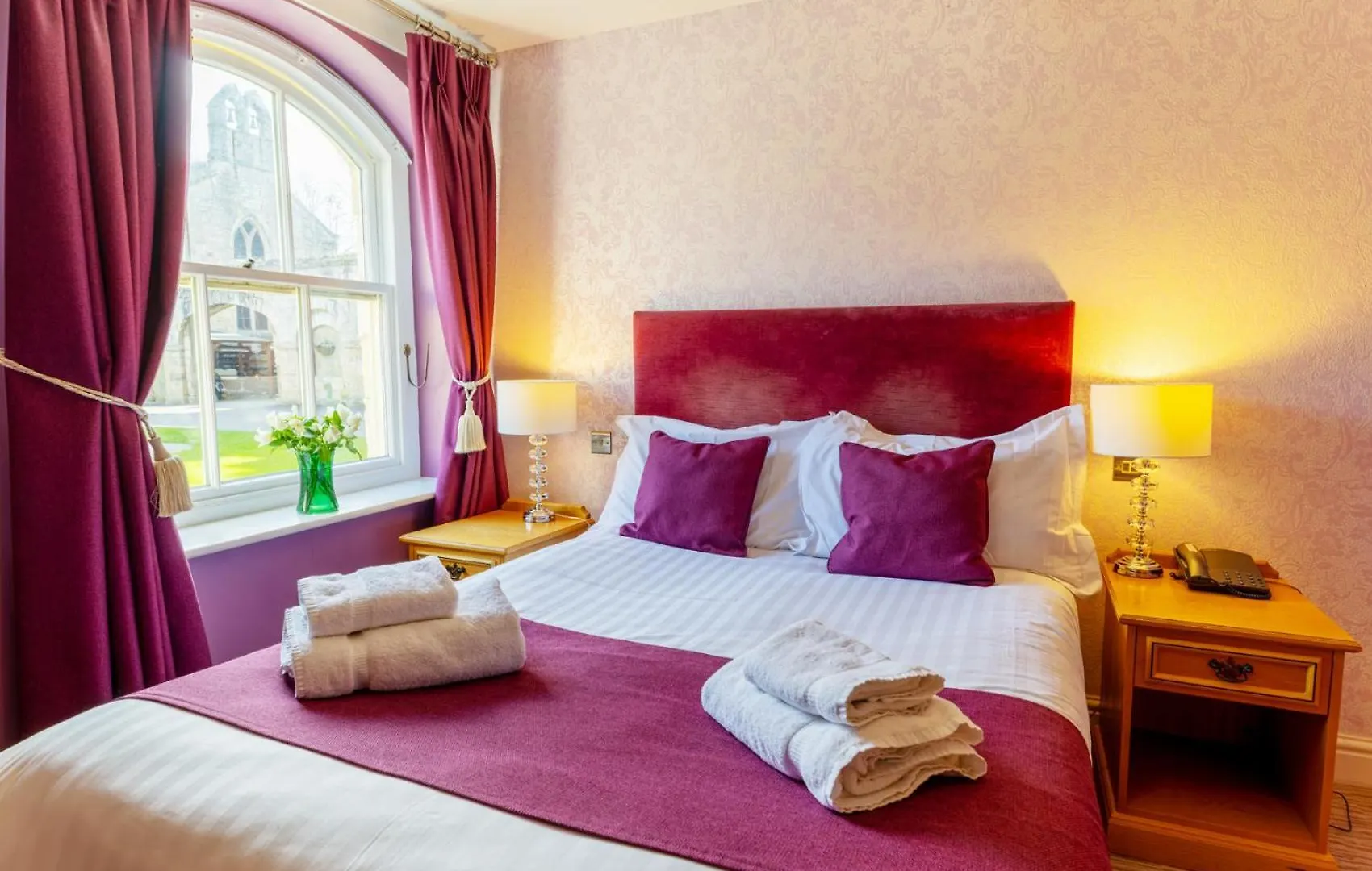 Hazlewood Castle & Spa Tadcaster 0*,  Großbritannien