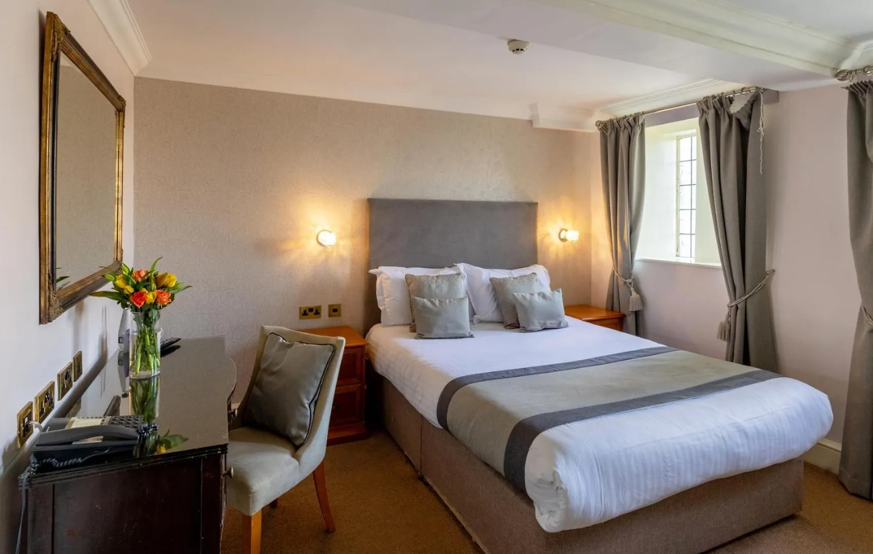 Hazlewood Castle & Spa Tadcaster 0*,  Großbritannien